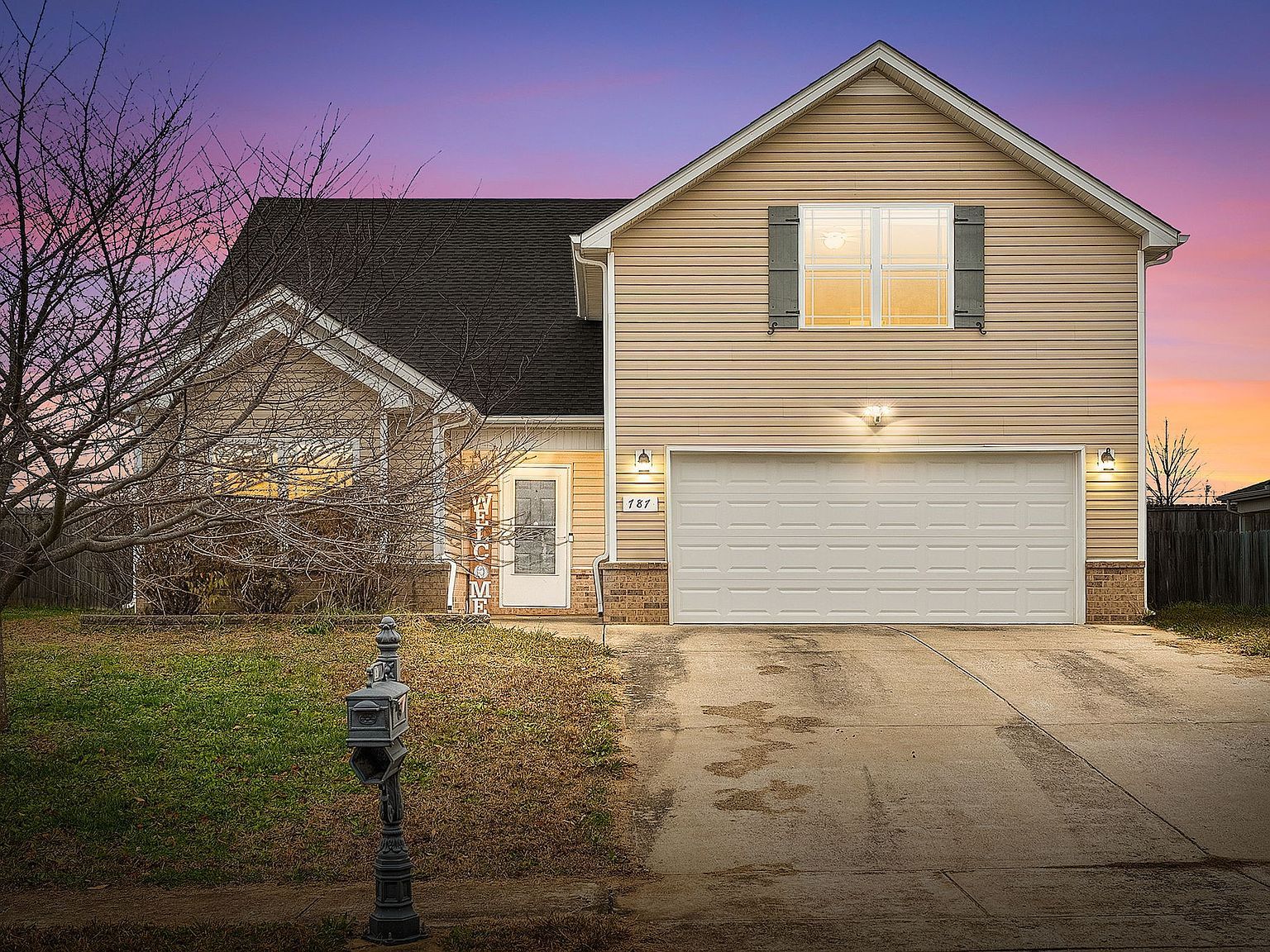 787 Sturdivant Dr Clarksville, TN 37042 - Thumbnail 2