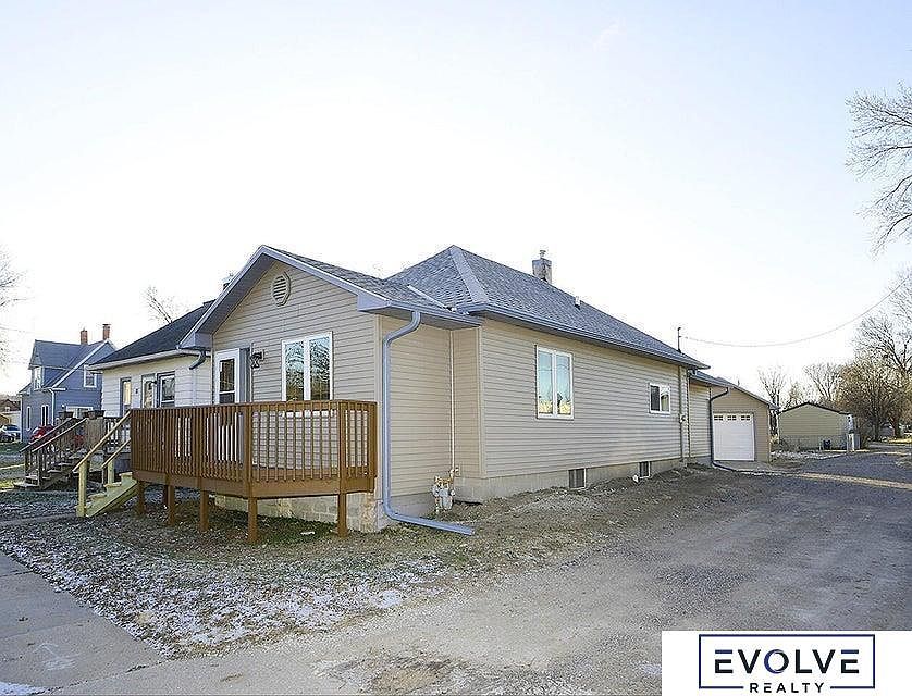 813 19th Ave Council Bluffs, IA 51501 - Thumbnail 2