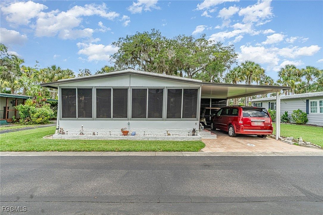 5 Aloe St Alva, FL 33920 - Thumbnail 2