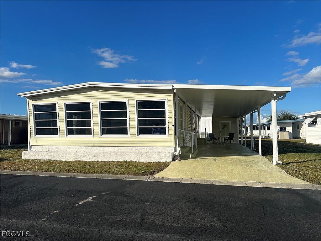 7 Elder St Alva, FL 33920 - Thumbnail 2