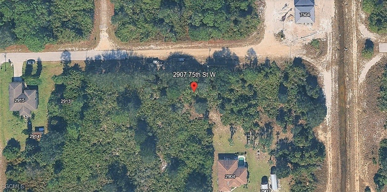 2907 75th St W Lehigh Acres, FL 33971 - Thumbnail 2