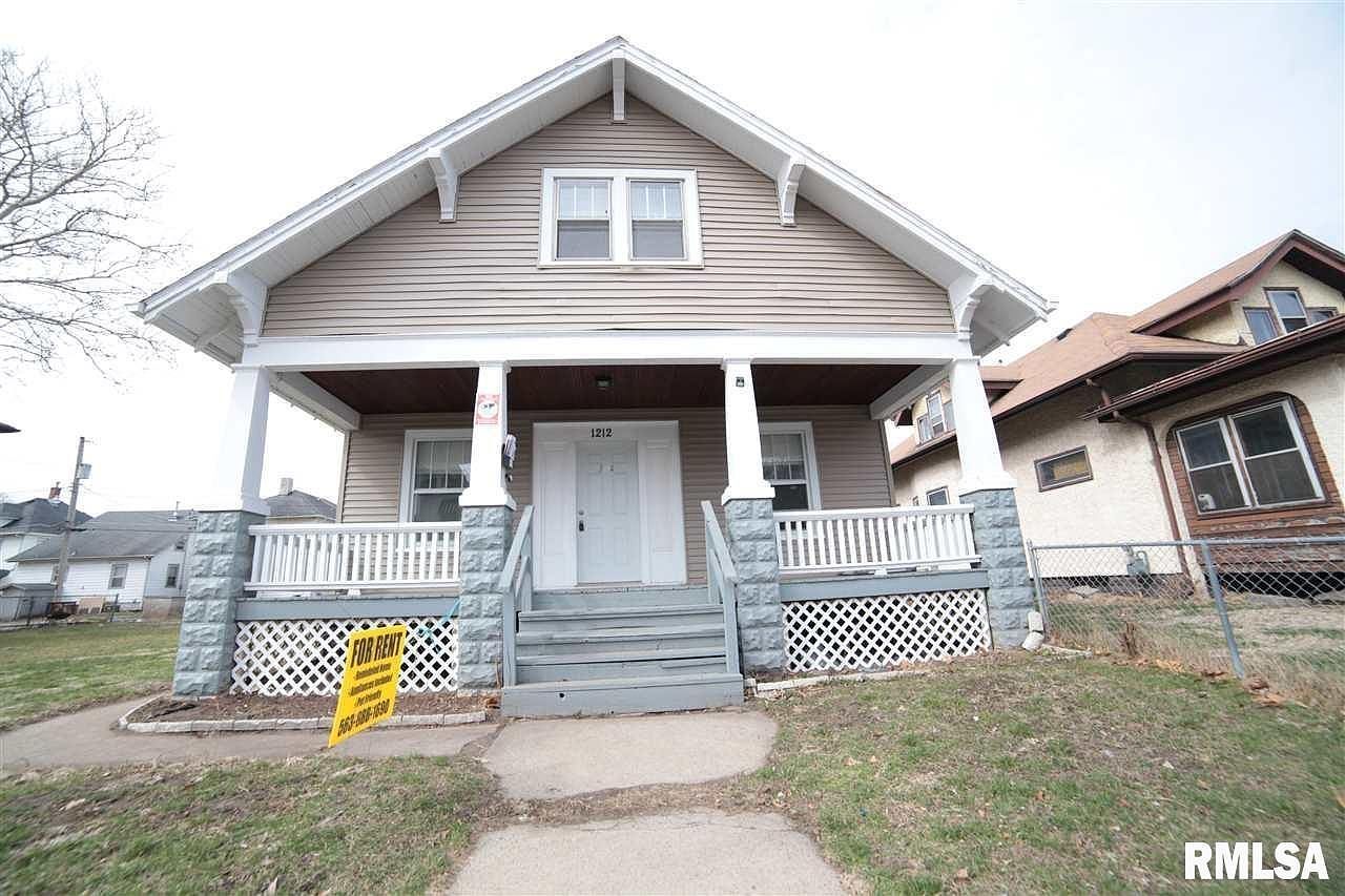 1212 Glenhurst Ct Rock Island, IL 61201  | Single Family