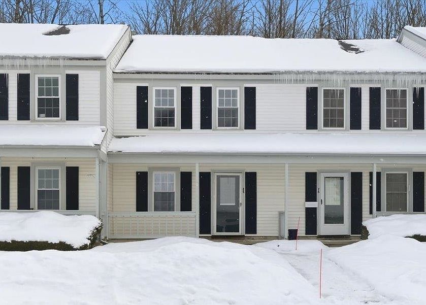 70 Brickyard Rd Unit 25 Essex Junction, VT 05452 - Thumbnail 2