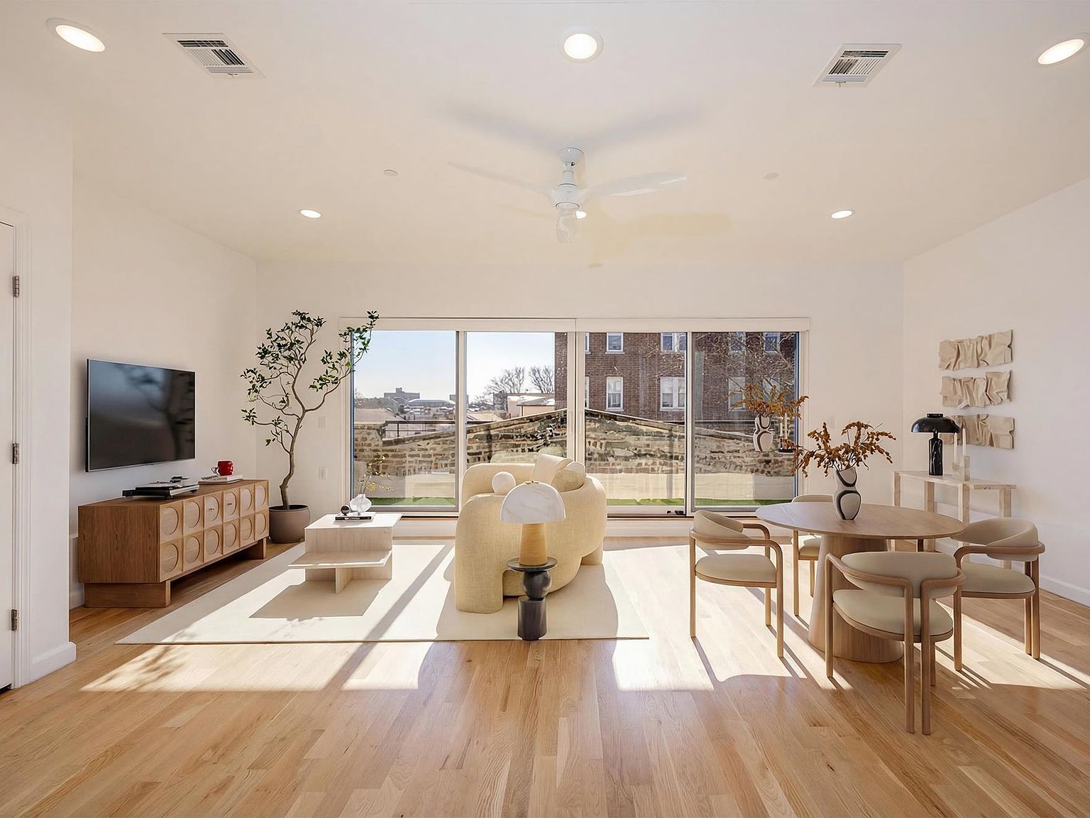 936 Pavonia Ave #3A Jersey City, NJ 07306 - Thumbnail 2