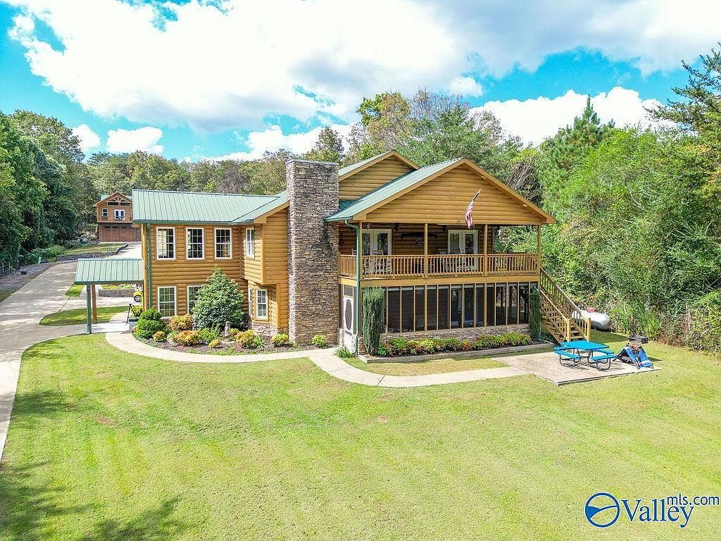 1088 Fox Ave E Fort Payne, AL 35967 - Thumbnail 2