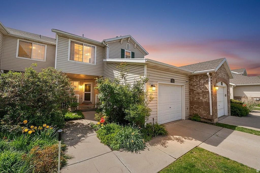 83 W 200 N Centerville, UT 84014  | New build