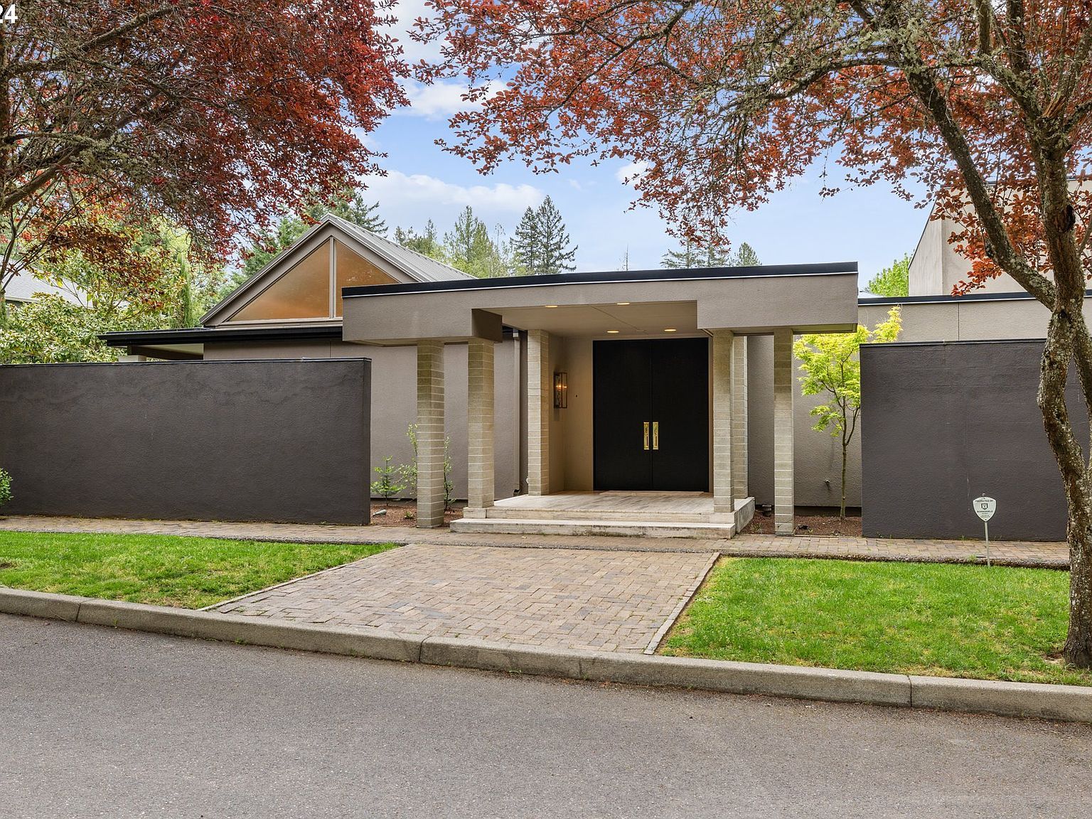 4414 SW Semler Way Portland, OR 97221 - Thumbnail 2