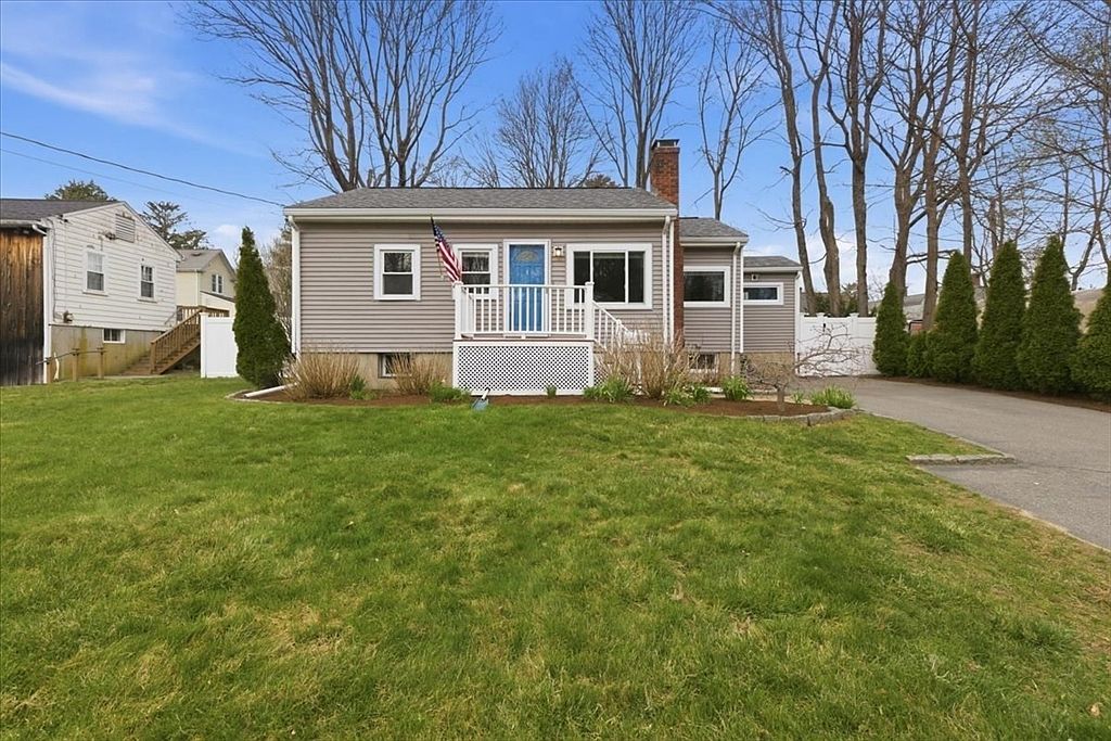 4 Belcher St Canton, MA 02021  | Single Family