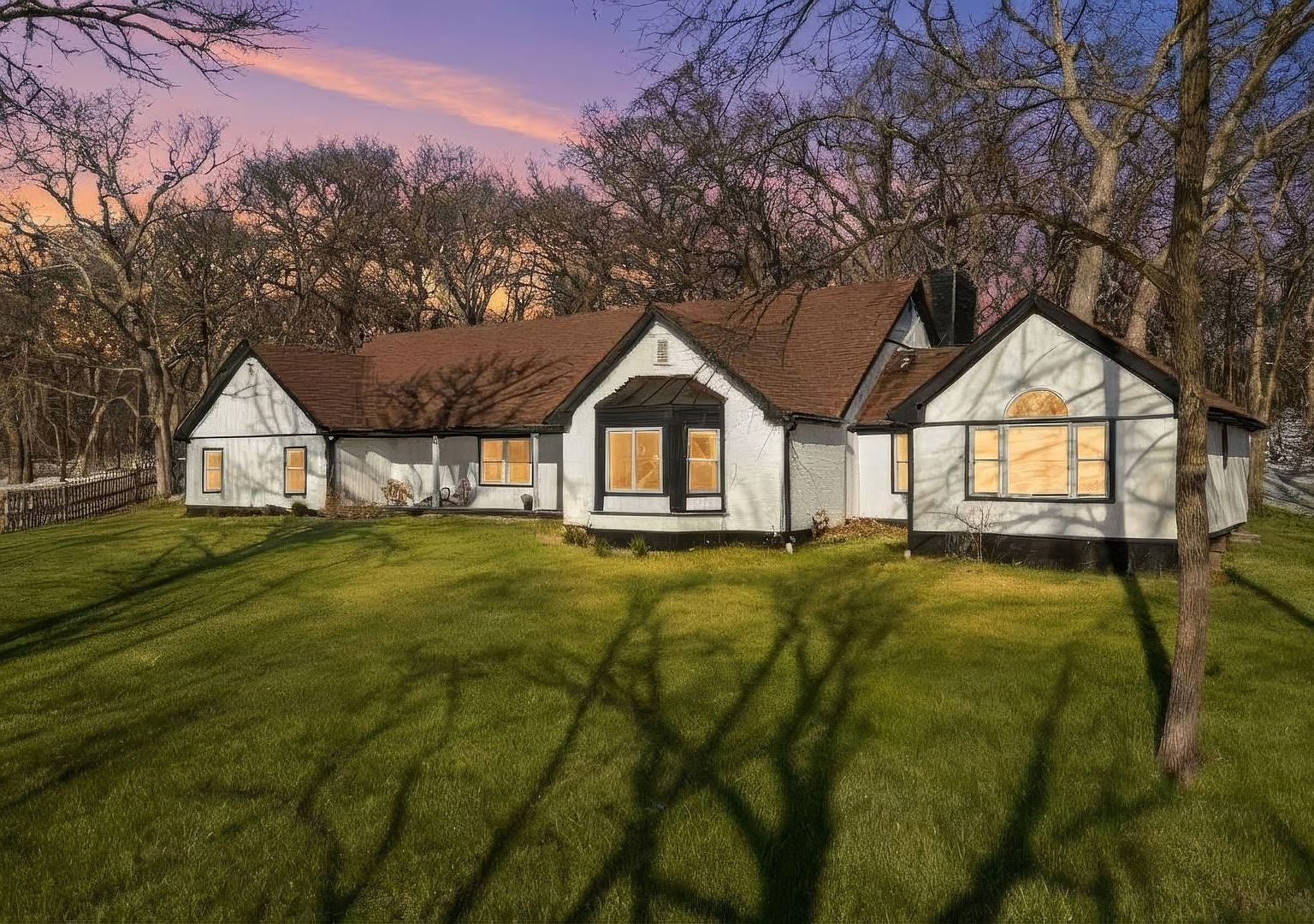 40W412 Winchester Way St Charles, IL 60175 - Thumbnail 2