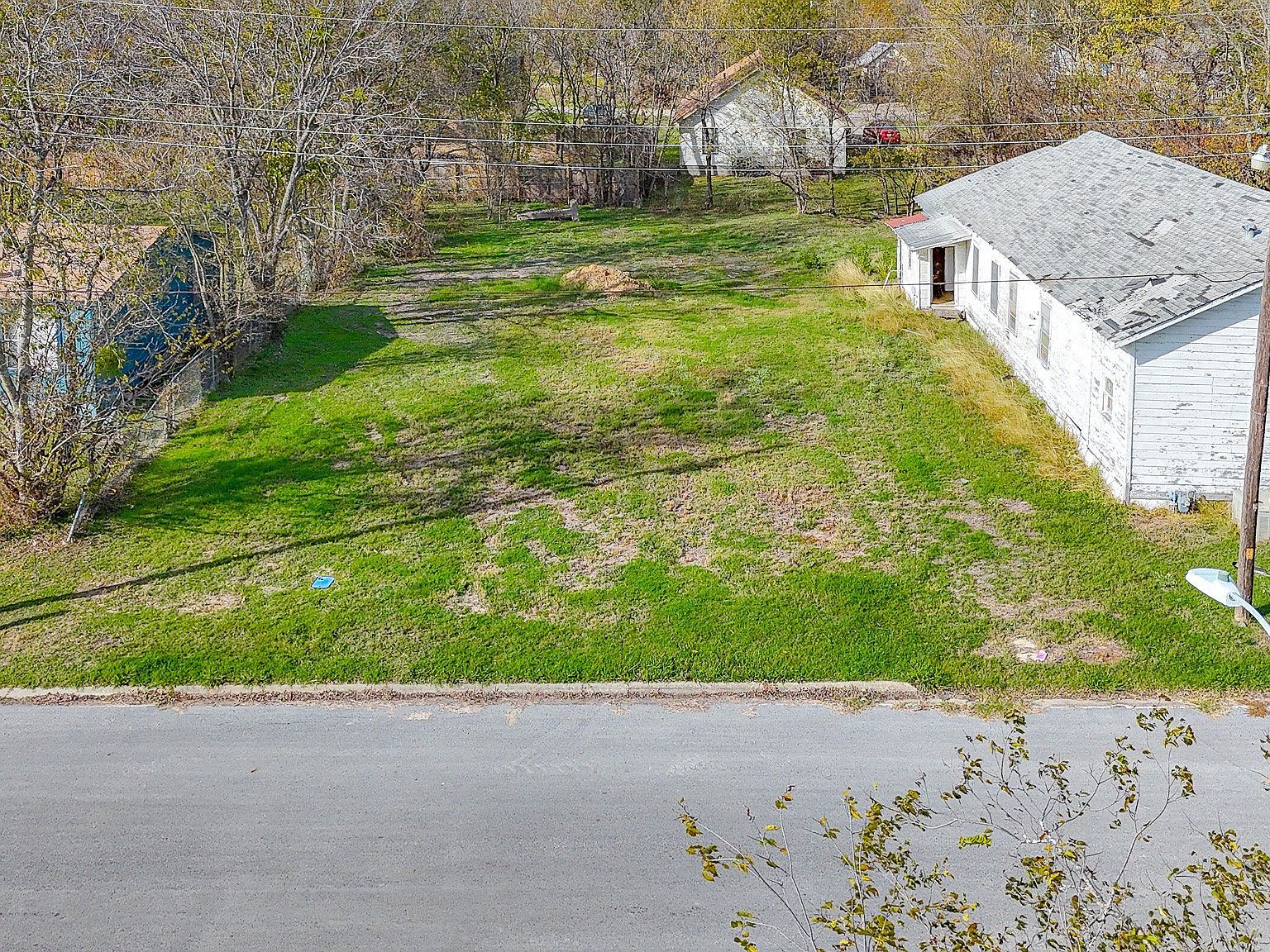 T A Carroll Ave Corsicana, TX 75110 - Thumbnail 2