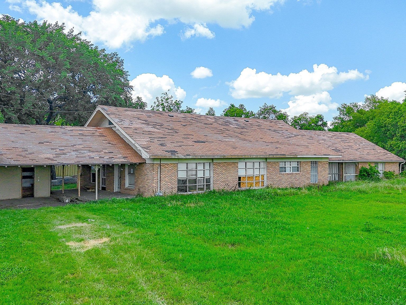 604 W Main St Richland, TX 76681 - Thumbnail 2