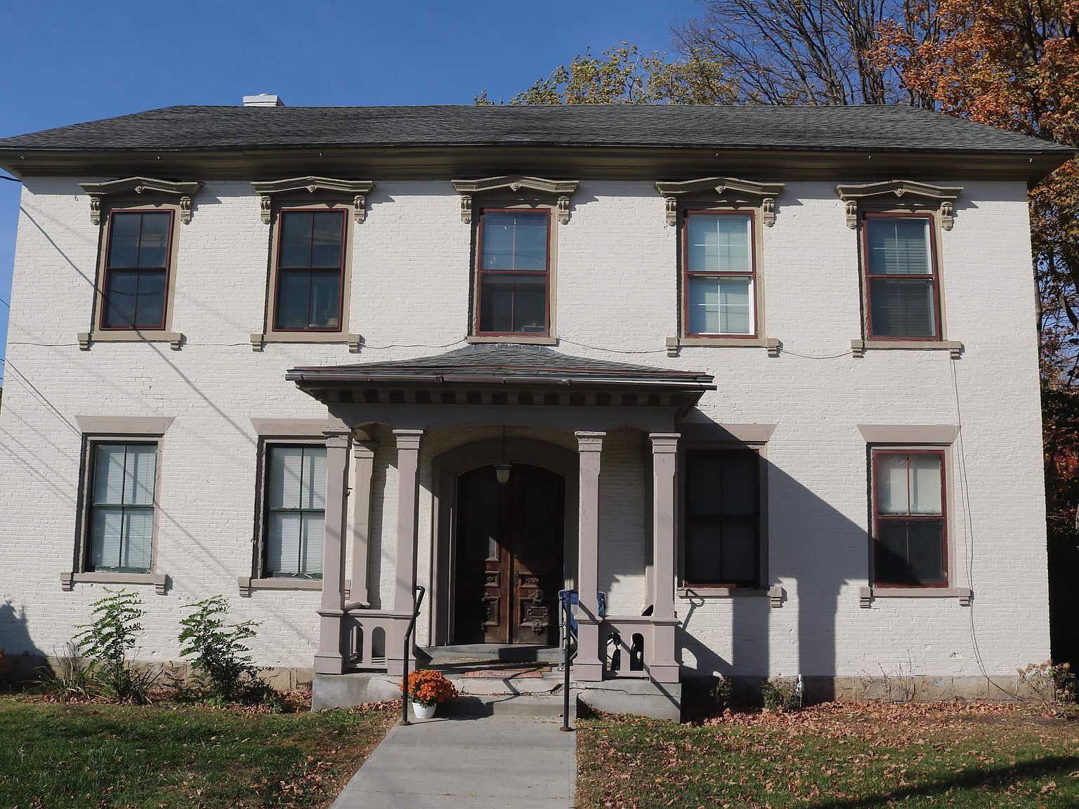 160 N Main St APT 3 Saint Albans, VT 05478 - Thumbnail 2