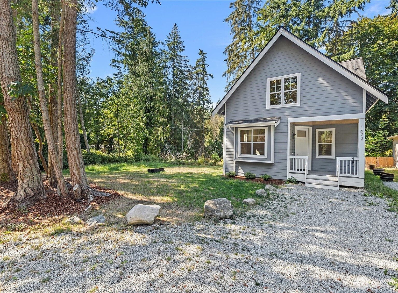 1672 Aspen Dr Camano Island, WA 98282 - Thumbnail 2