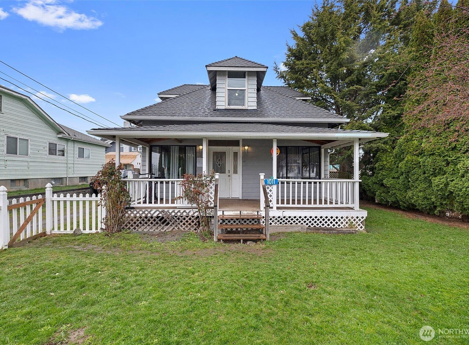 1011 E Fairhaven Ave Burlington, WA 98233 - Thumbnail 2