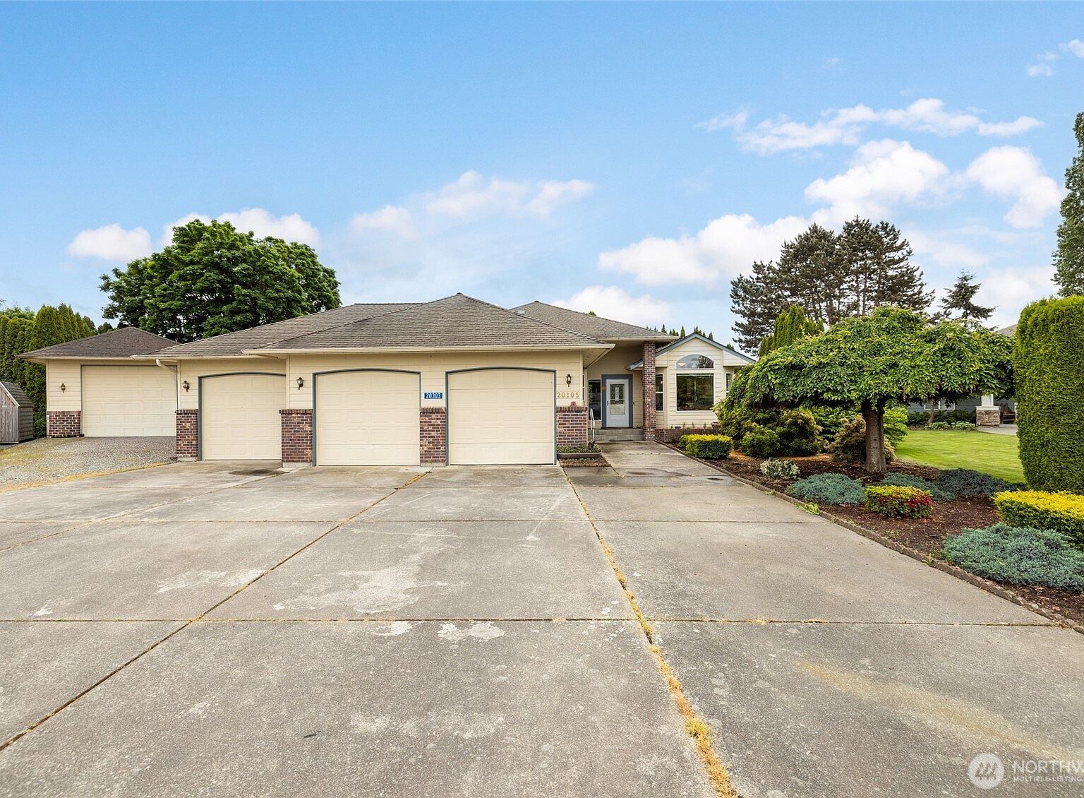 20303 Gardner Ct Burlington, WA 98233, 98233