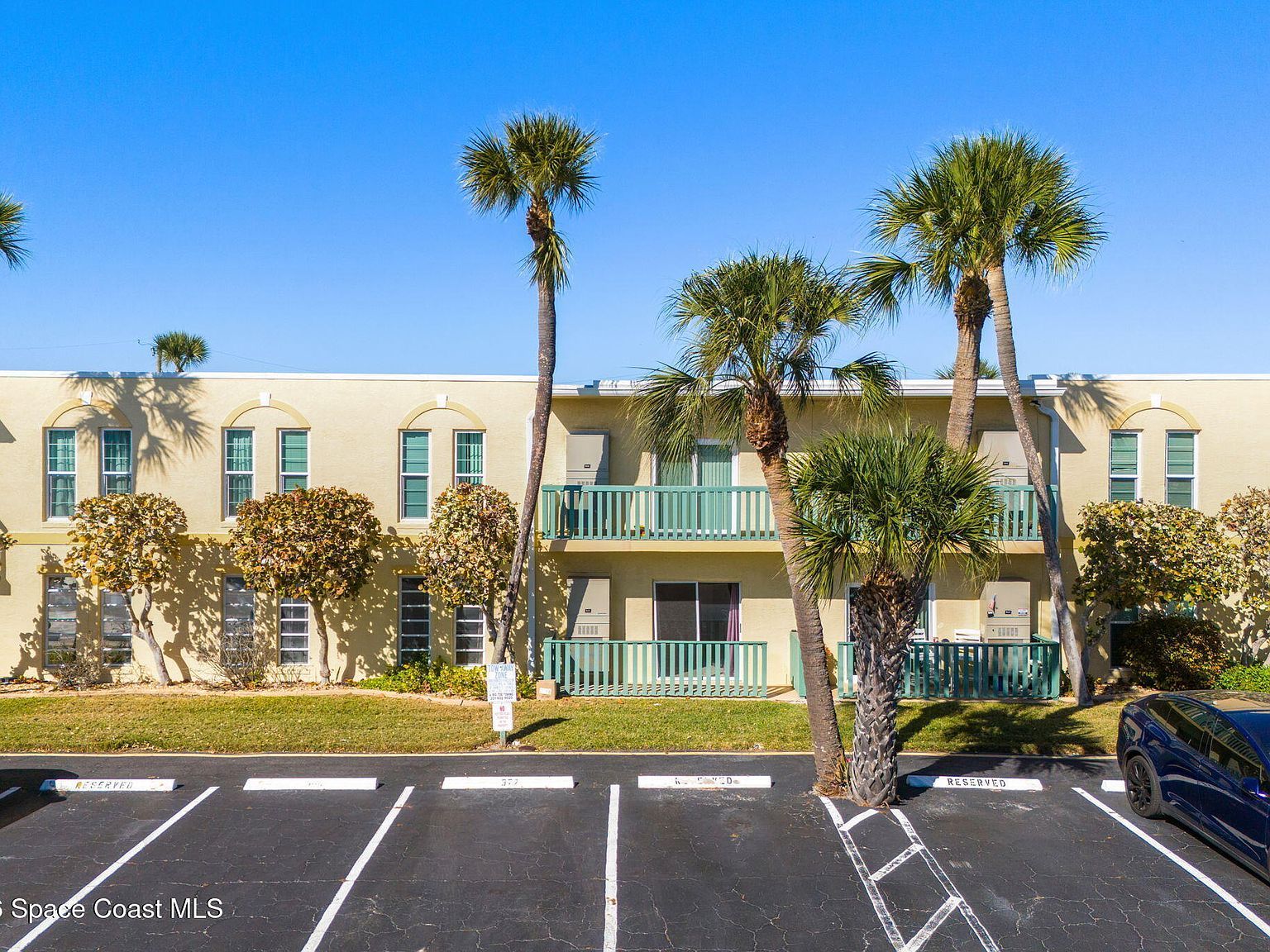 310 Taylor Ave #8C2 Cape Canaveral, FL 32920 - Thumbnail 2