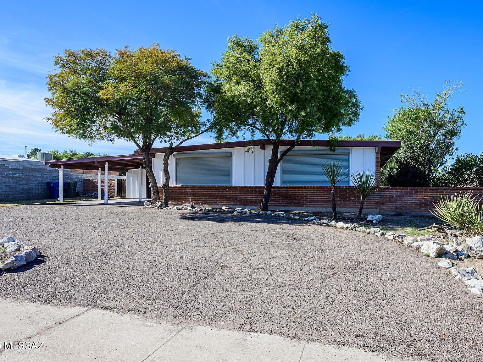 1241 N Camino Seco Tucson, AZ 85715 - Thumbnail 2