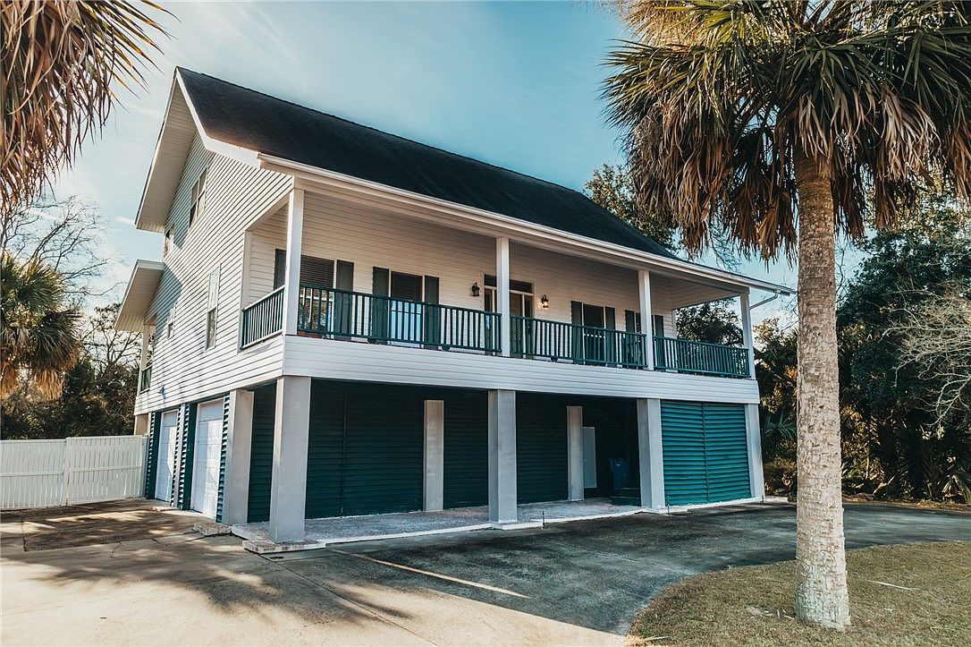 102 Lanier Island Cir Brunswick, GA 31520 - Thumbnail 2