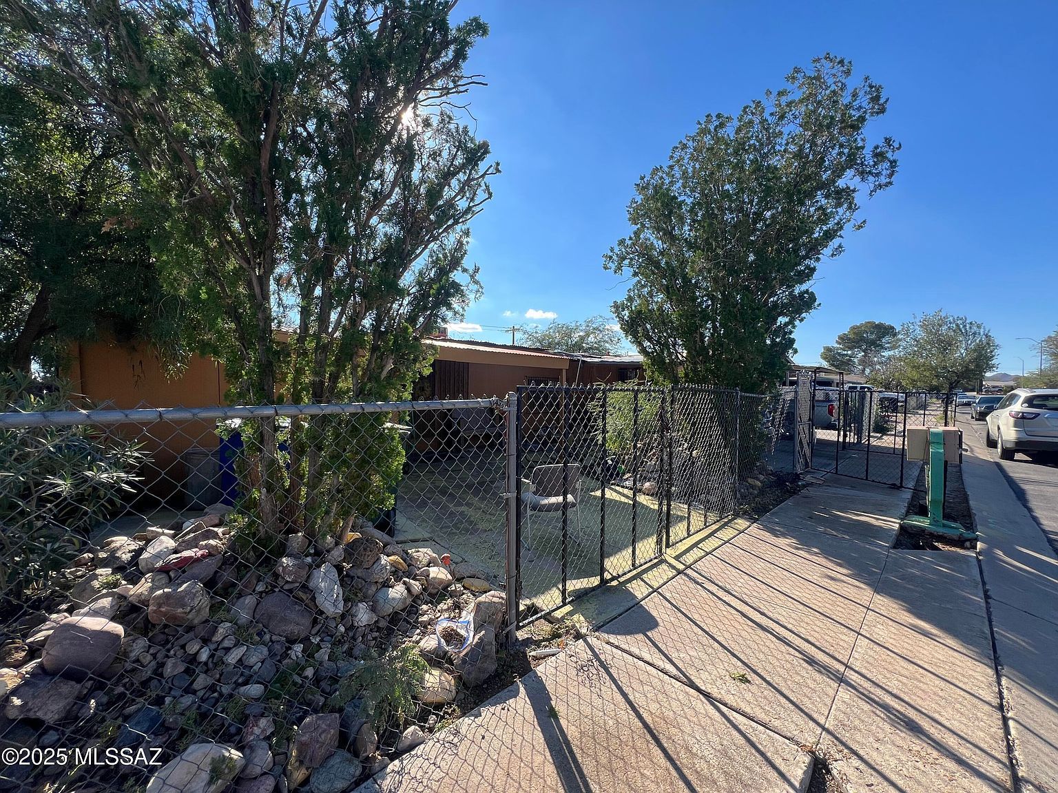 825 W Oahu Ln Tucson, AZ 85756 - Thumbnail 2