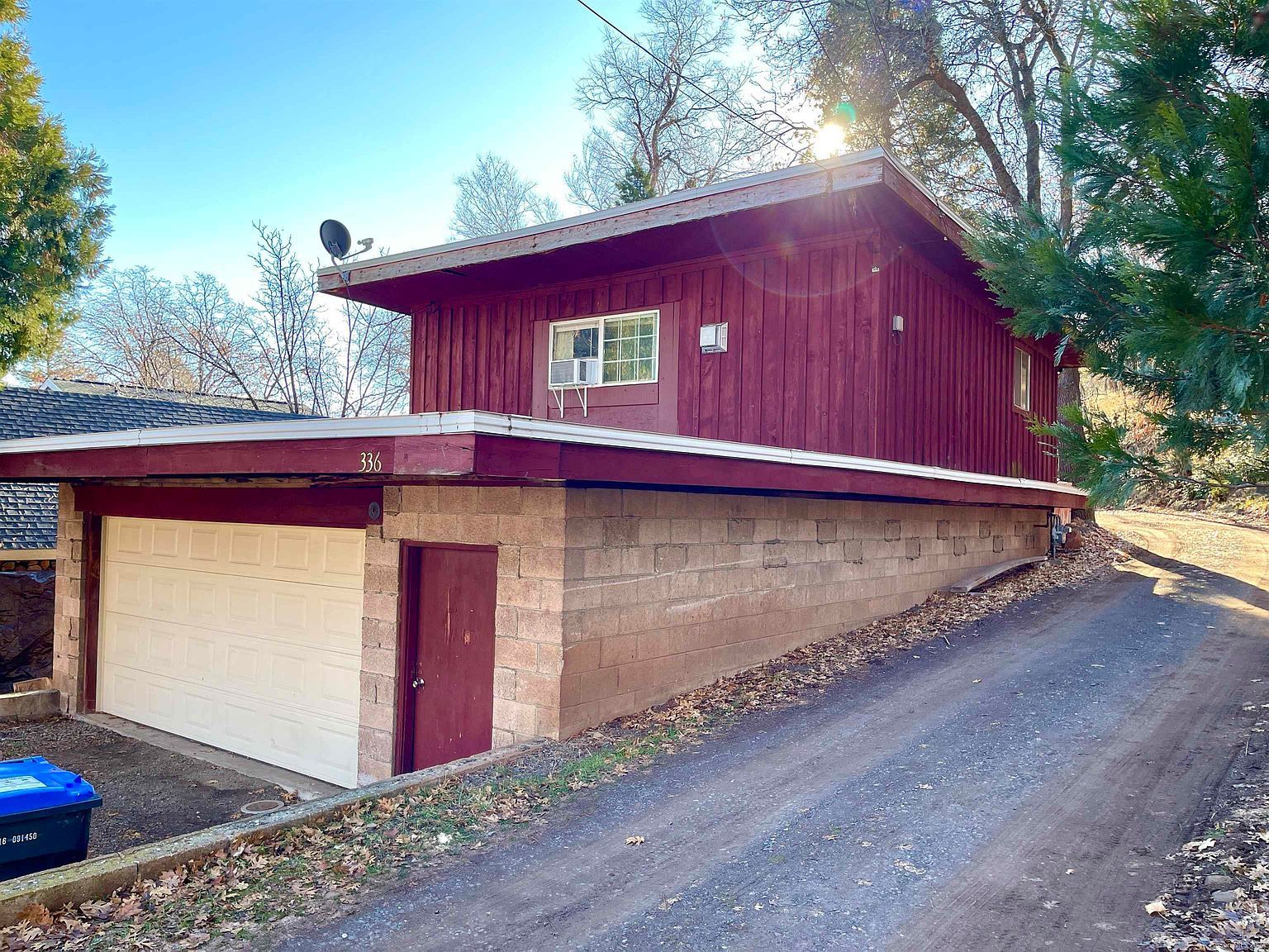 340 N Pine St Susanville, CA 96130 - Thumbnail 2