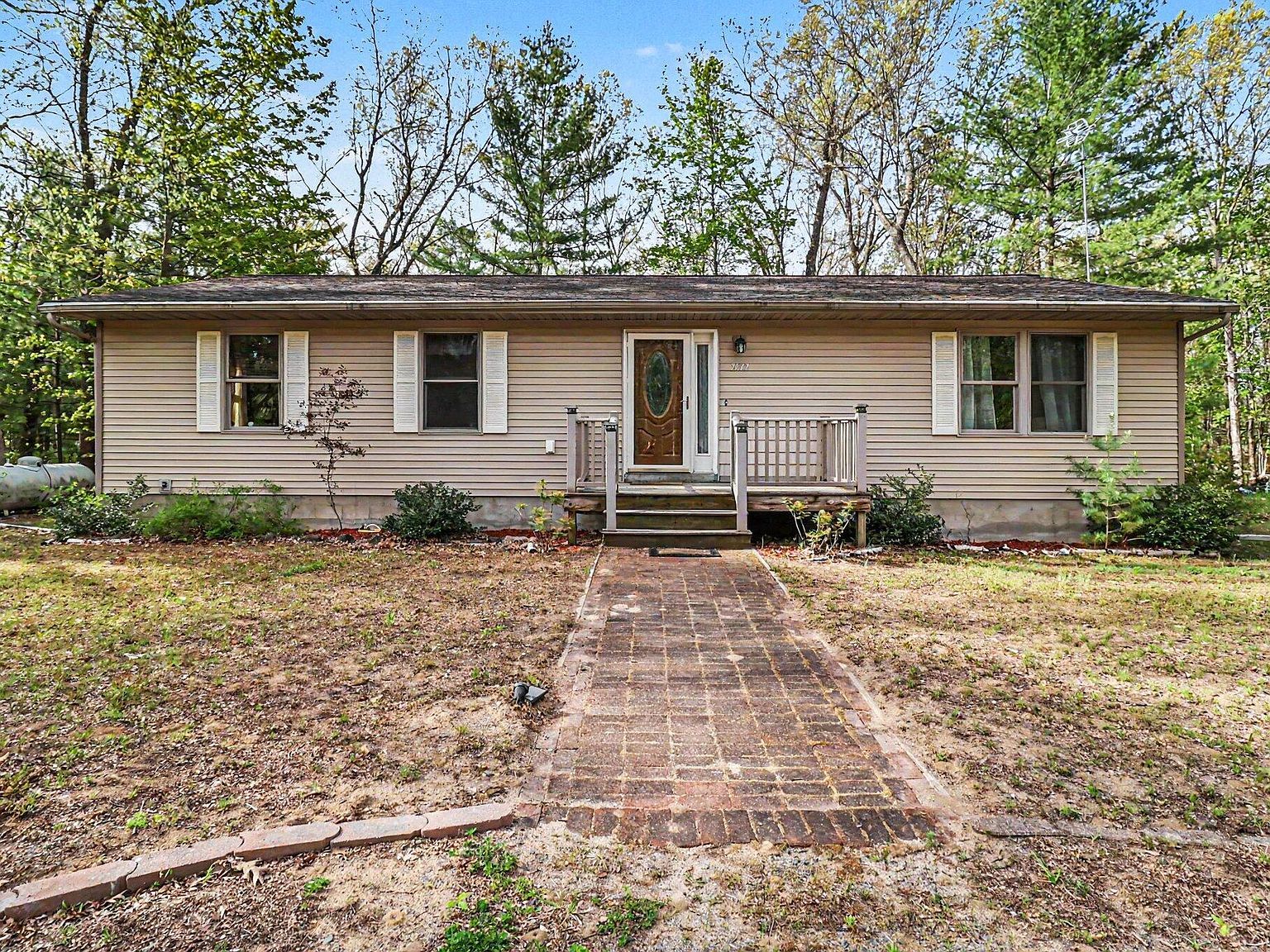 7137 E Catherine Ave Fountain, MI 49410  | New build