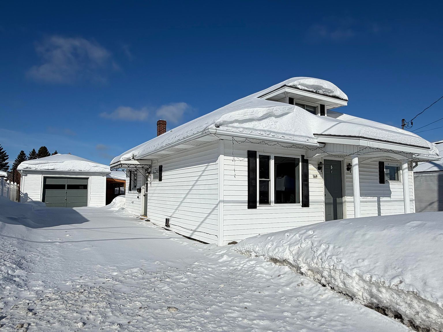 169 Mountain View Ave Madawaska, ME 04756 - Thumbnail 2