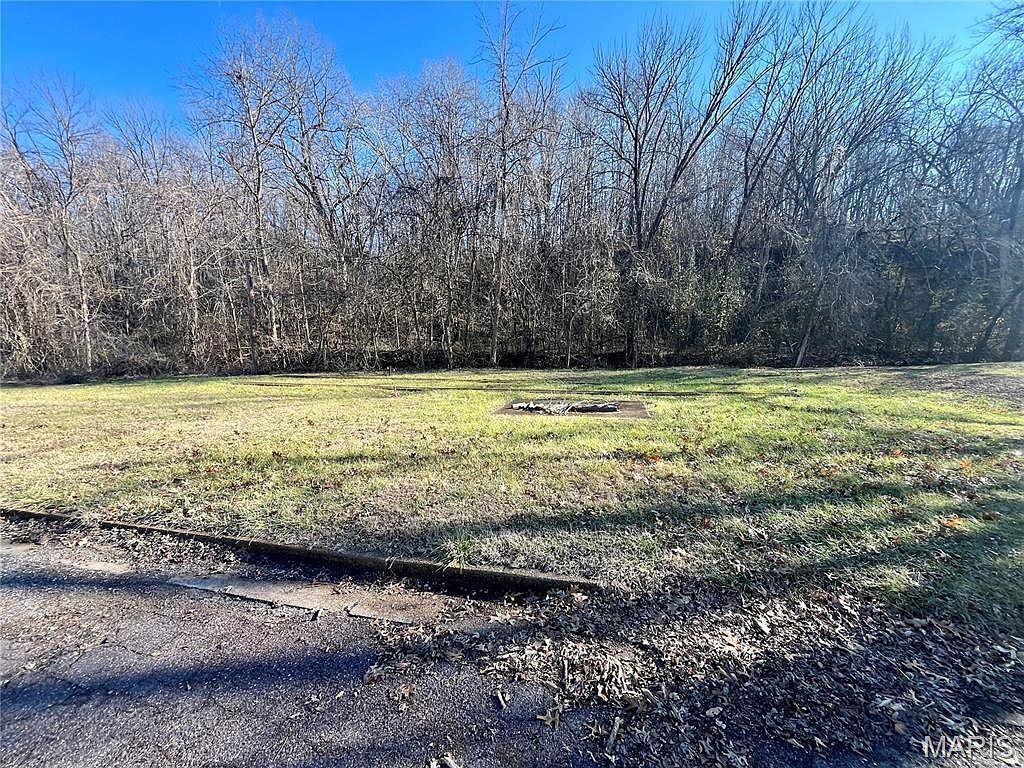 912 Olive St New Haven, MO 63068 - Thumbnail 2