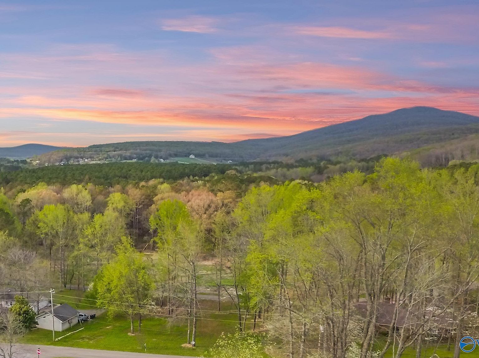 105 Blackfoot Bnd Gurley, AL 35748 - Thumbnail 2