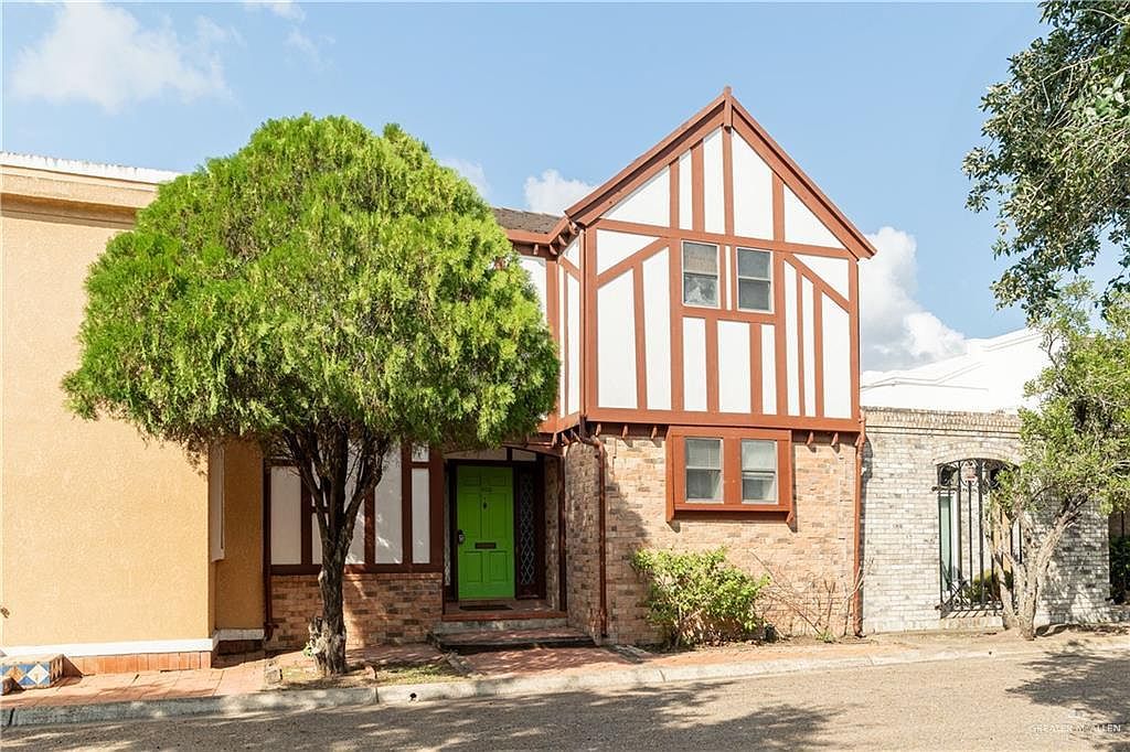 1004 S Border Ave Weslaco, TX 78596 - Thumbnail 2