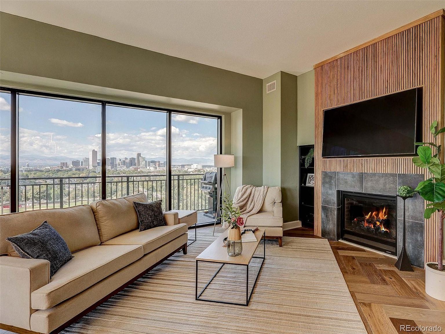 2990 E 17th Ave APT 1401 Denver, CO 80206 - Thumbnail 2