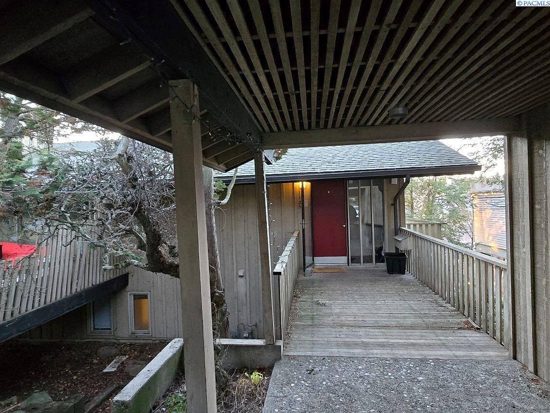 1125 NE Indiana St Pullman, WA 99163 - Thumbnail 2