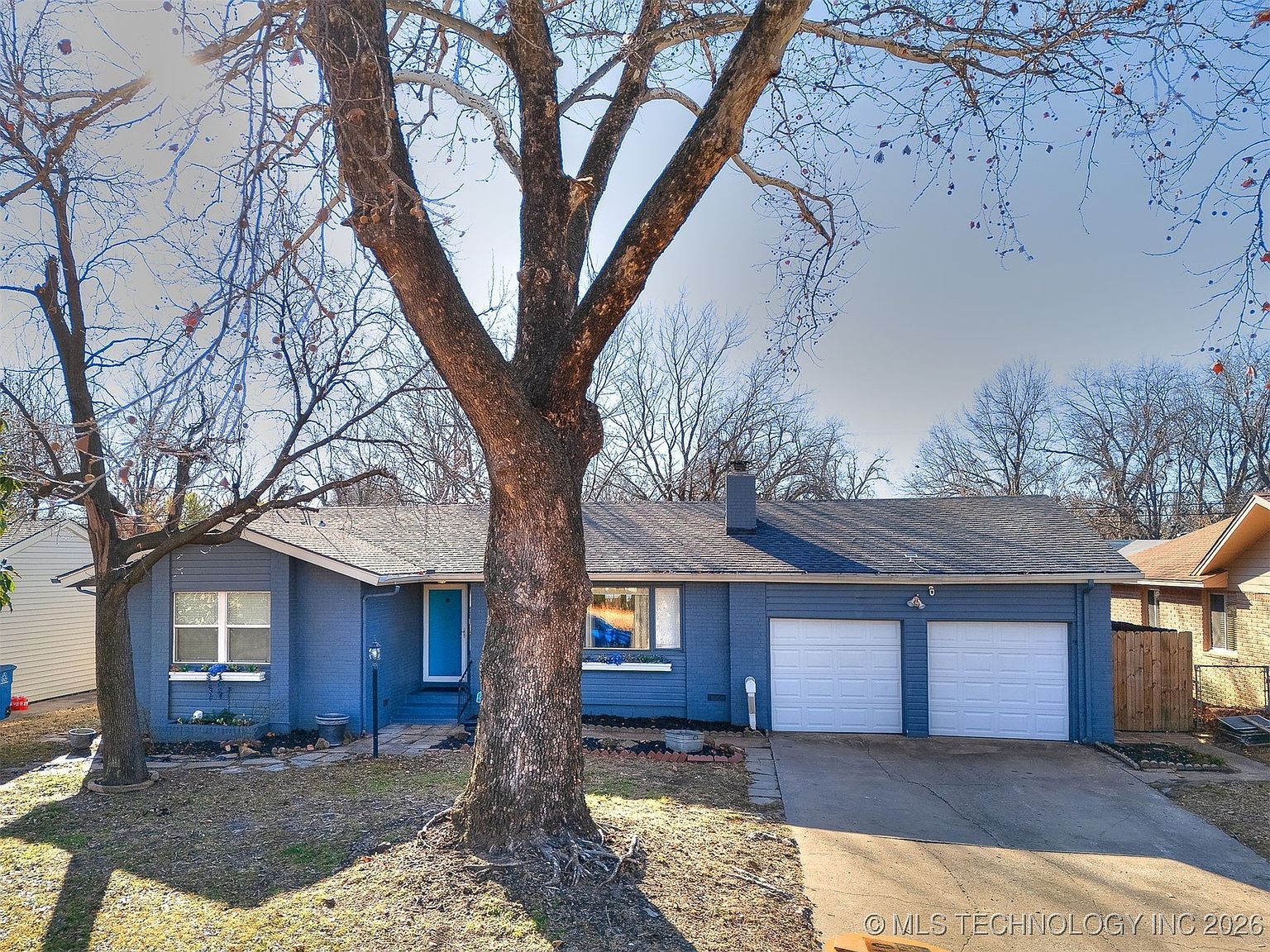 1568 E 60th St Tulsa, OK 74105 - Thumbnail 2