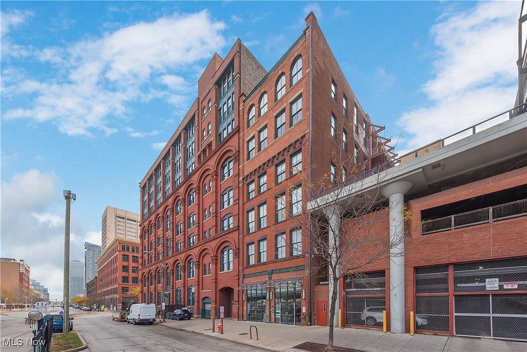 635 W Lakeside Ave APT 602 Cleveland, OH 44113 - Thumbnail 2