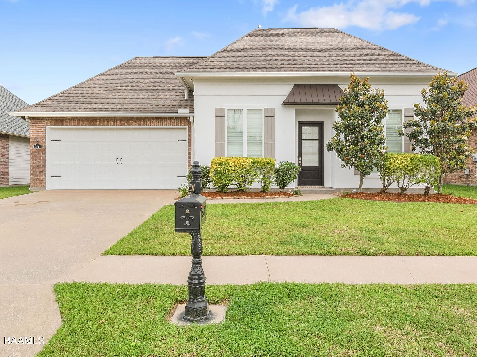 306 Capstone Xing Lafayette, LA 70506  | Single Family