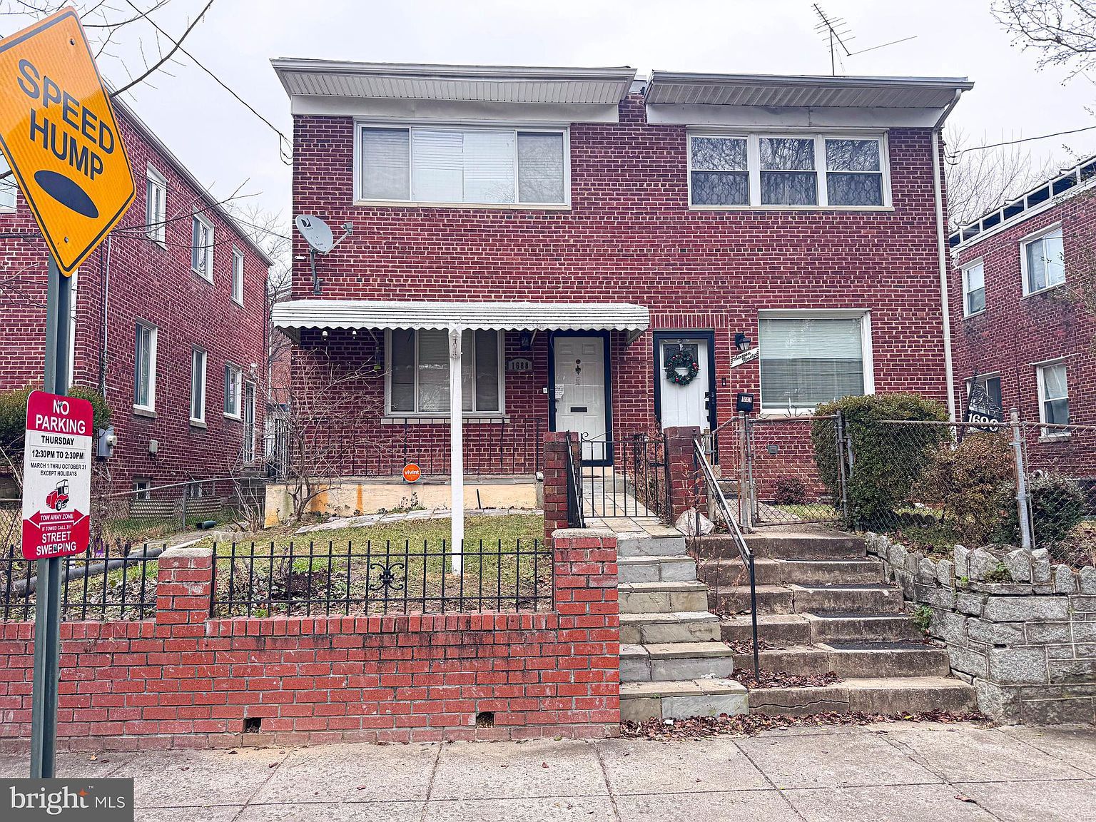 1688 Fort Dupont St SE Washington, DC 20020 - Thumbnail 2