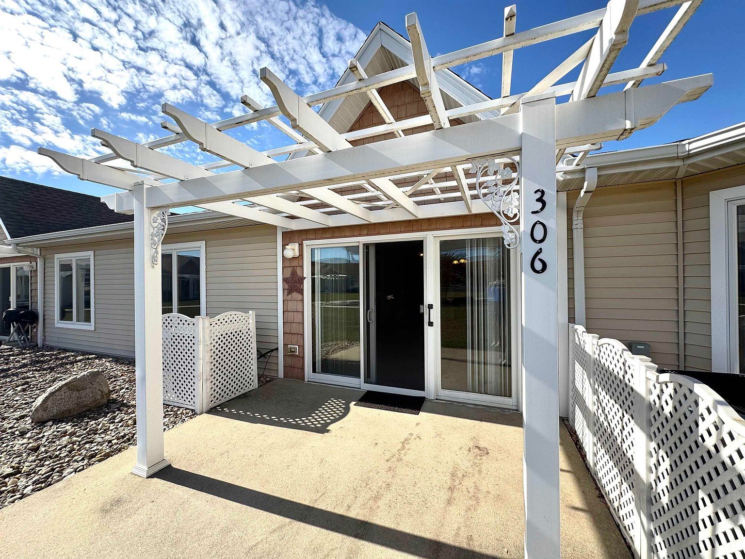 4124 Thresher Ct UNIT 306 Cedar Falls, IA 50613 - Thumbnail 2