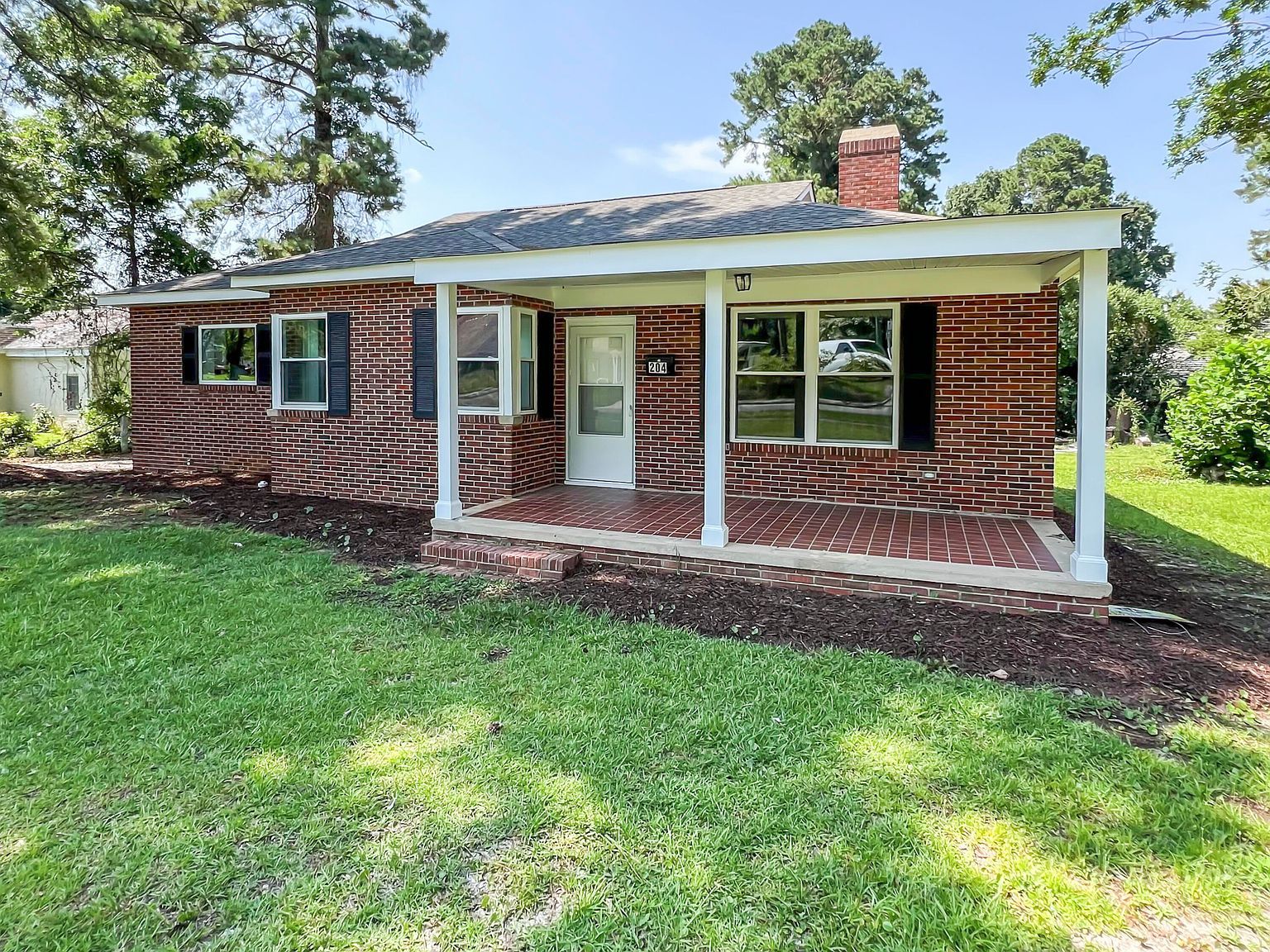 204 Wilson Ave Kinston, NC 28501 - Thumbnail 2