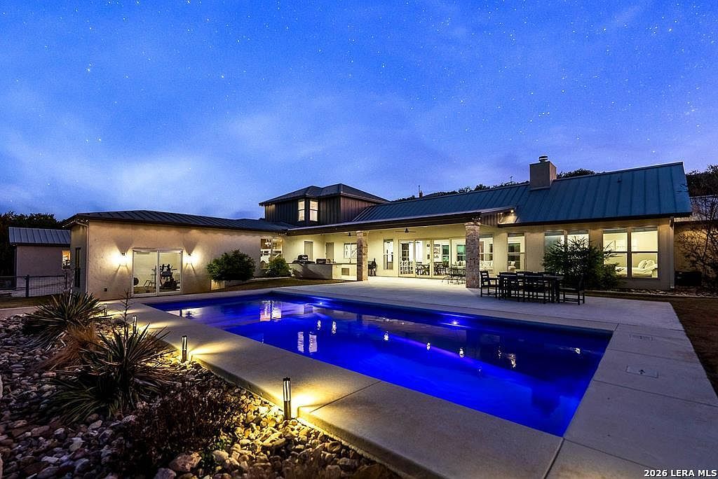 491 Stablewood Ln Kerrville, TX 78028 - Thumbnail 2