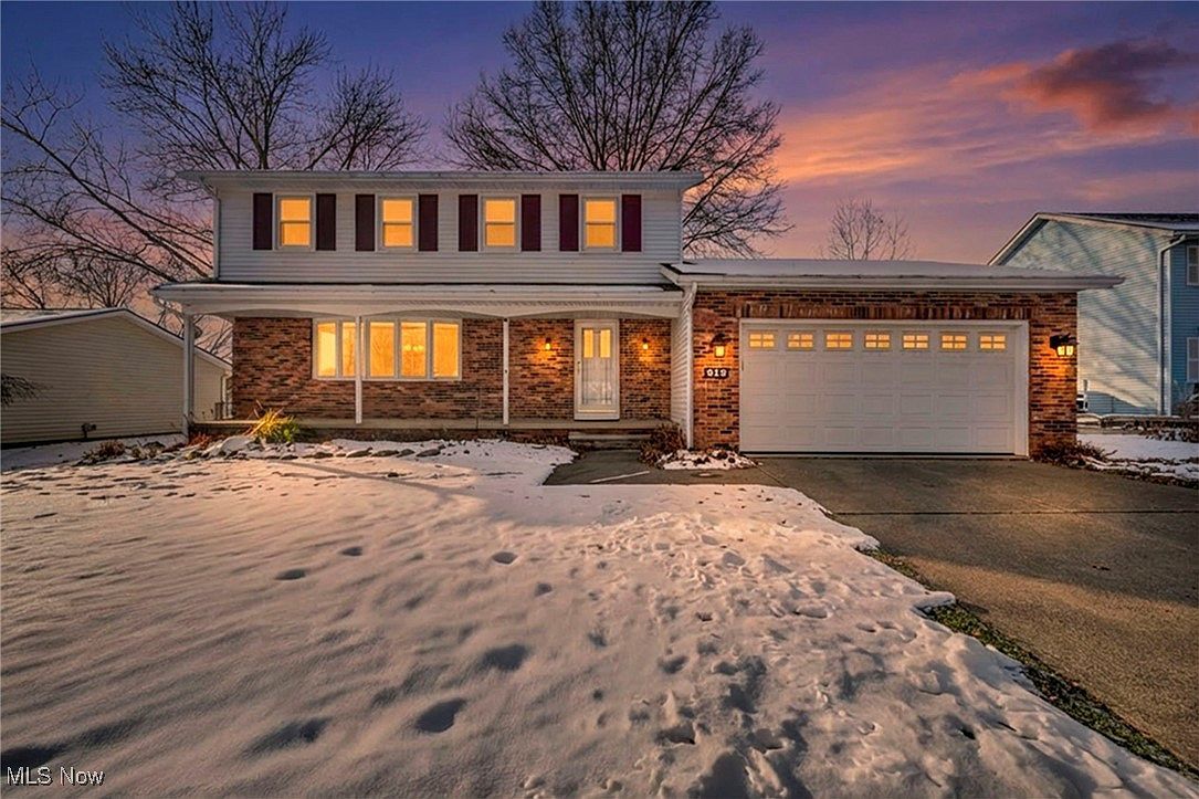 812 Westminister Dr Brunswick, OH 44212 - Thumbnail 2