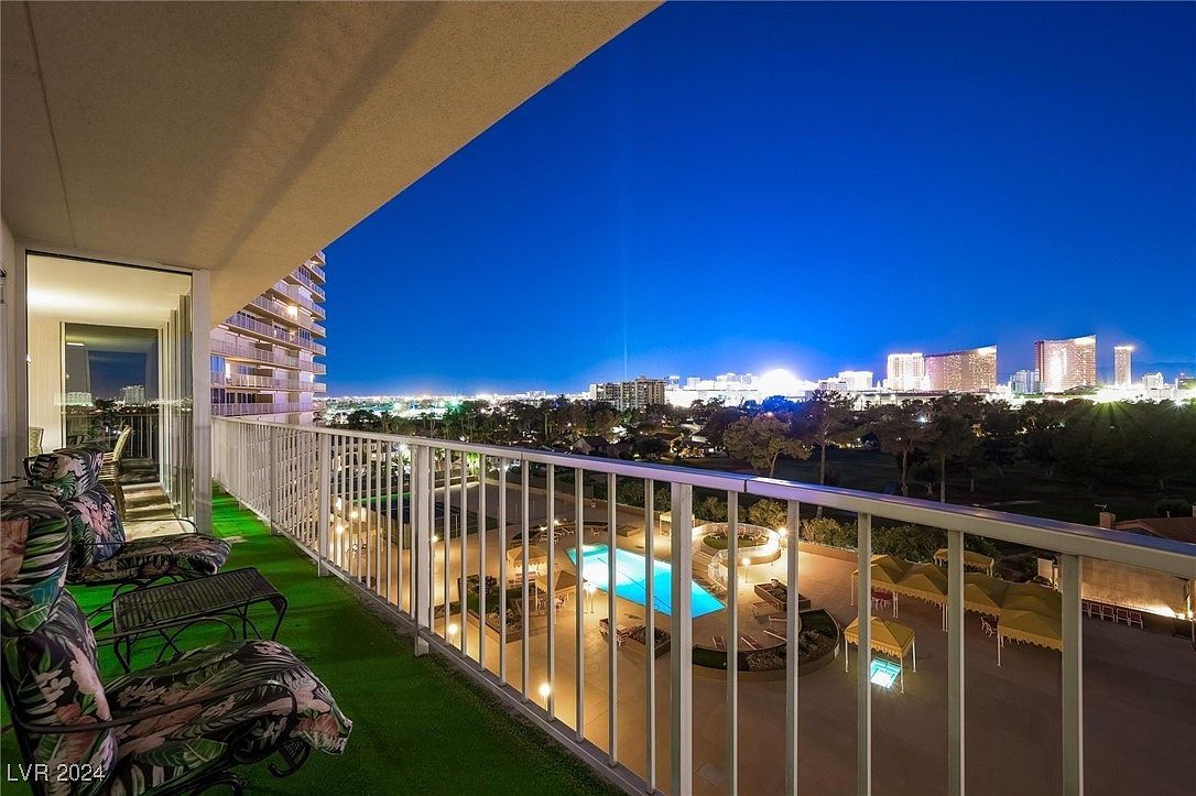 3111 Bel Air Dr UNIT 8A Las Vegas, NV 89109 - Thumbnail 2