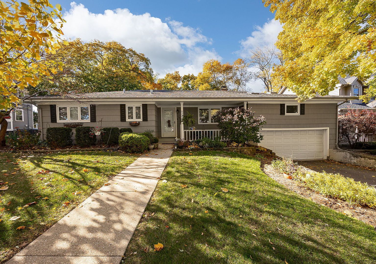 5252 Fairmount Ave Downers Grove, IL 60515 - Thumbnail 2