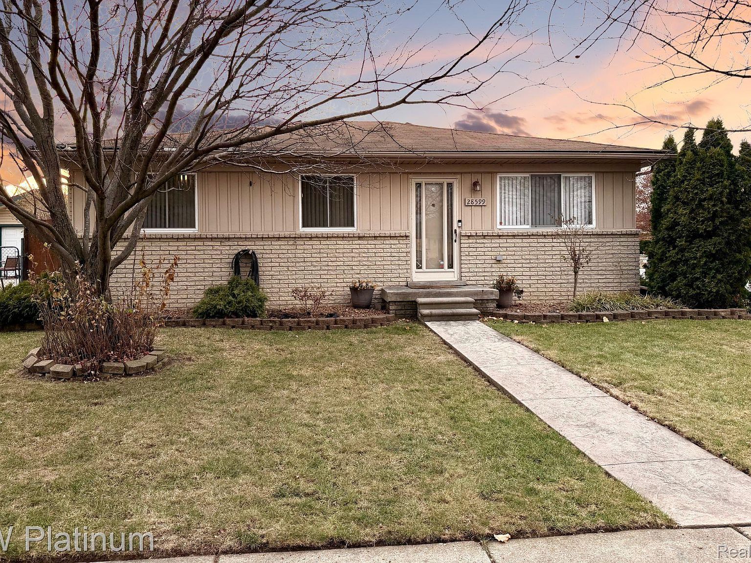 28599 Citation Dr Roseville, MI 48066 - Thumbnail 2