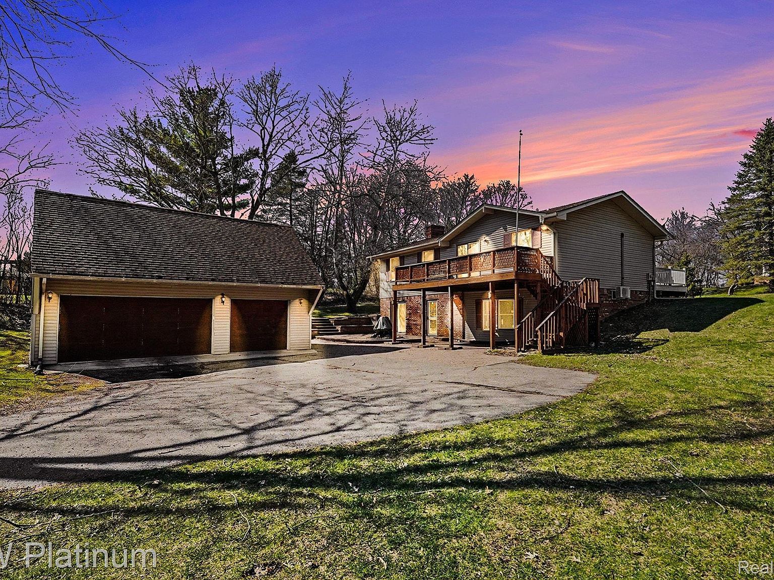 3303 Sandy Shore Dr Metamora, MI 48455  | Single Family