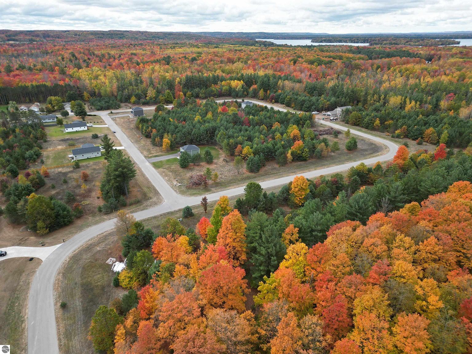 6418 Jeffrey Pl LOT 15 Grawn, MI 49637 - Thumbnail 2