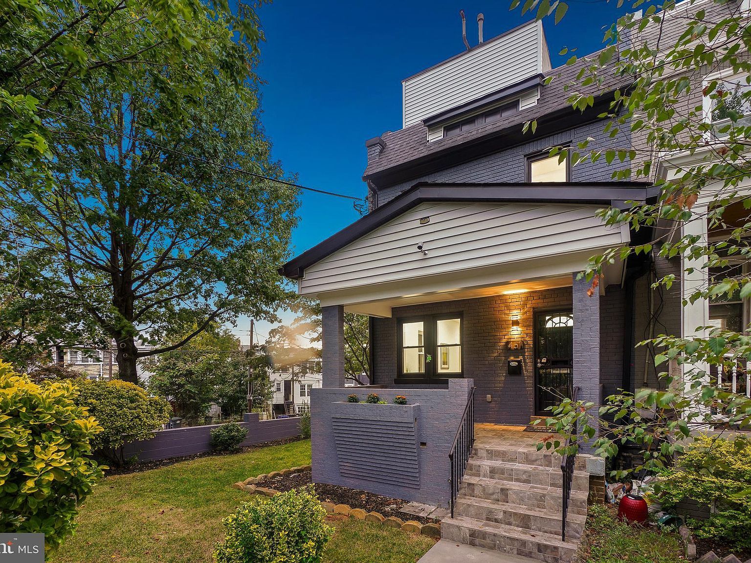 461 Delafield Pl NW Washington, DC 20011 - Thumbnail 2