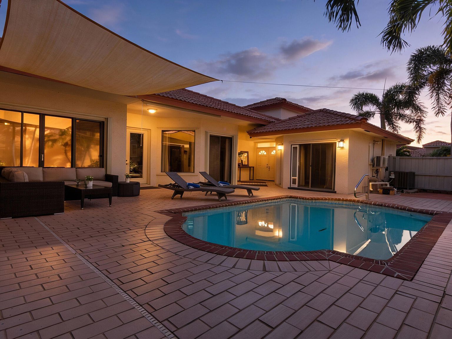 215 Citrus Trl Boynton Beach, FL 33436 - Thumbnail 2