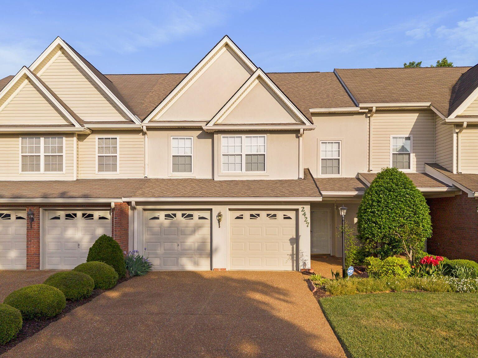 2427 Queens Lace Trl Chattanooga, TN 37421, 37421