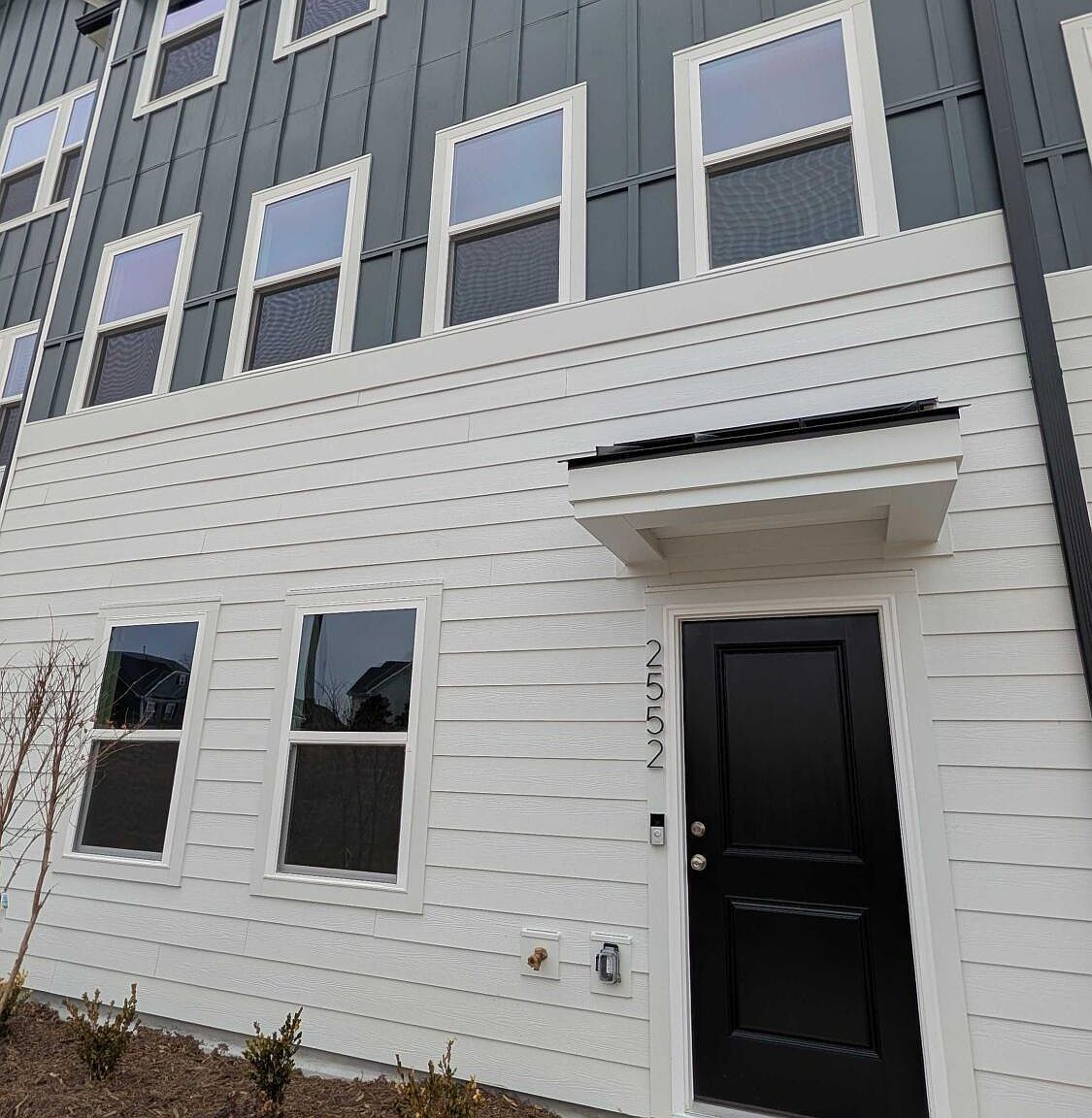 2552 Olive Chapel Rd Apex, NC 27502 - Thumbnail 2