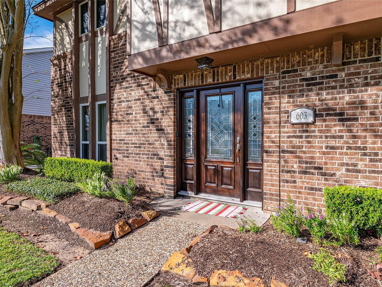 603 Chedworth Dr Houston, TX 77062 - Thumbnail 2