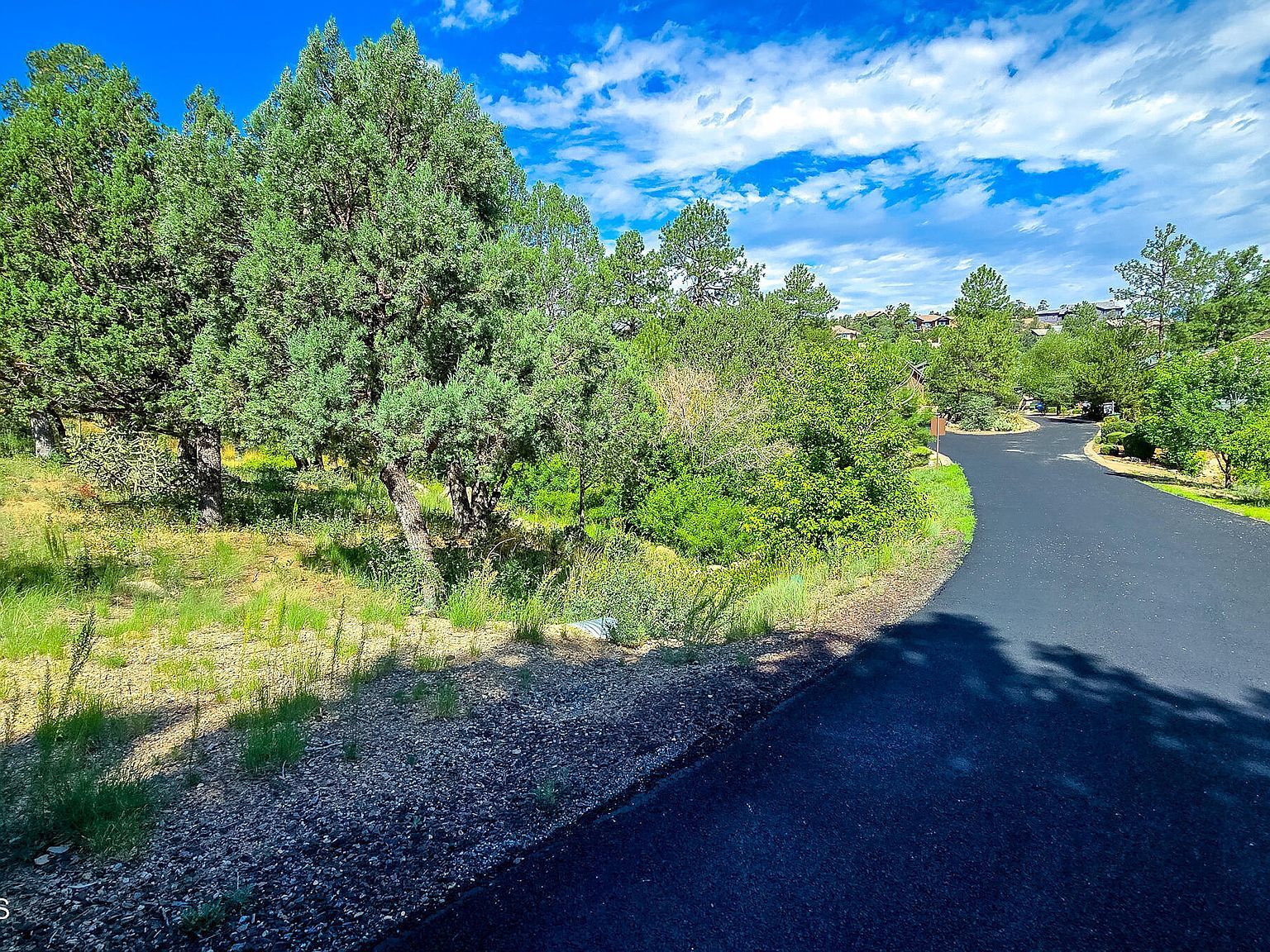 740 Crosscreek Dr Prescott, AZ 86303 - Thumbnail 2